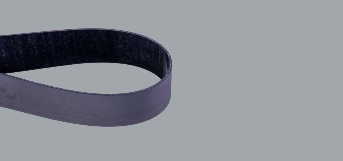 Antriebsriemen laengenstabil Hevaloid 525 spezial schwarz 70 ShA mit Feinschliff