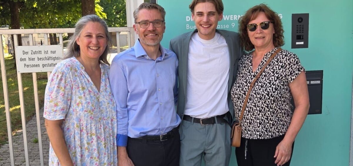 Successful completion of the apprenticeship as a Mediamatician EFZ